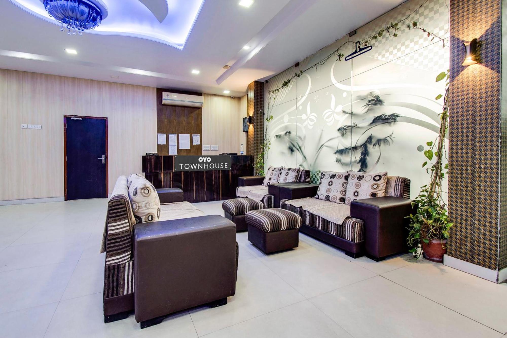 Hotel Capital O Pink Peral Dźajpur Zewnętrze zdjęcie